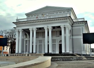 Casa de Cultură din Hunedoara a fost reabilitată și va fi redeschisă evenimentelor culturale