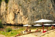 Plaja din Șuncuiuș, o oază de relaxare în Munții Apuseni, refugiu montan și plajă idilică