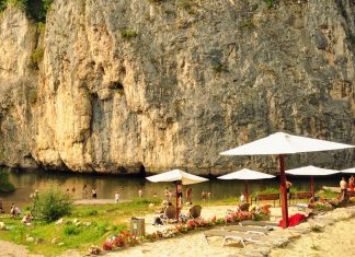 Plaja din Șuncuiuș, o oază de relaxare în Munții Apuseni, refugiu montan și plajă idilică
